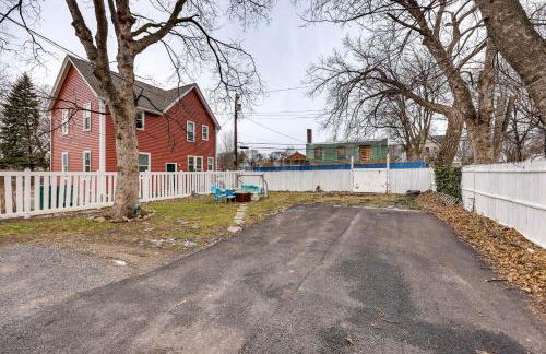 2 Miles to Dtwn! Idyllic Rochester Apt with Hot Tub - Foto 28