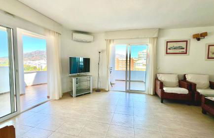 Magnífico Ático 4 hab frente a la playa con piscinas parking incluido por keywise - Foto 15