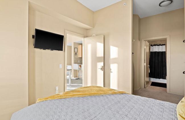 GLOBALSTAY. Gorgeous Downtown Condos. Free parking - Photo 8