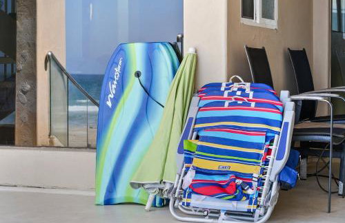 Stunning Oceanfront Boardwalk Condo - Spa, Steps2Beach, Parking & Fast Wifi! - Foto 3