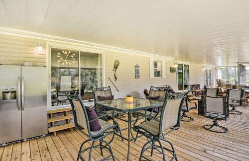 Waterfront Georgetown Home with Dock and Large Porch! - Foto 27