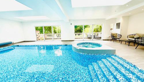 Luxury Ascot Indoor Heated Pool & Wellness Bubble Spa - Foto 4