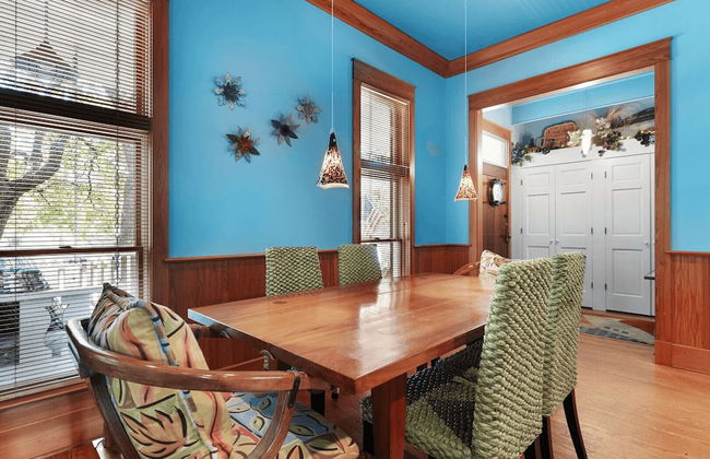 30A Grayt'n Greatful by Avantstay Charming Home+cottage, Walk to Western Lake - Foto 6