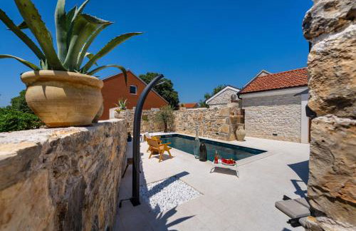 Cortile House - Photo 78