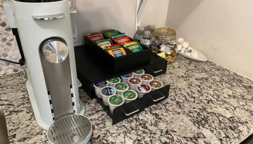 Atlanta Zoo Free Private Driveway Parking 1B-1B - Foto 5