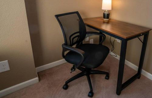 Hillcrest Chalet - Spa - Firepit - Views - USAFA - Foto 45