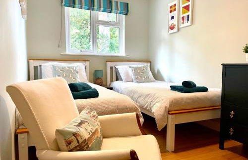 Your Saundersfoot getaway - relax explore and make memories at Berts Bungalow - Photo 10