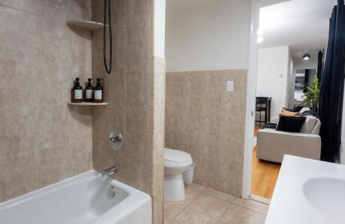 Elegant NYC View Stay Park Free 6 beds Sleep 8 - Foto 12