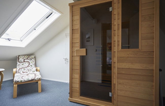 Holiday Home in Zeeland Near Lake & Sauna - Foto 9