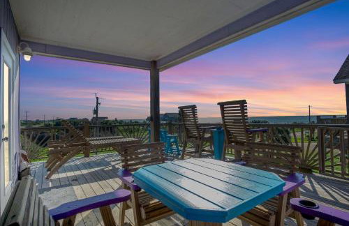 Views! Beachside, Hot Tub, Arcade, Family Beach Retreat with Fun for Every Age! - Foto 6