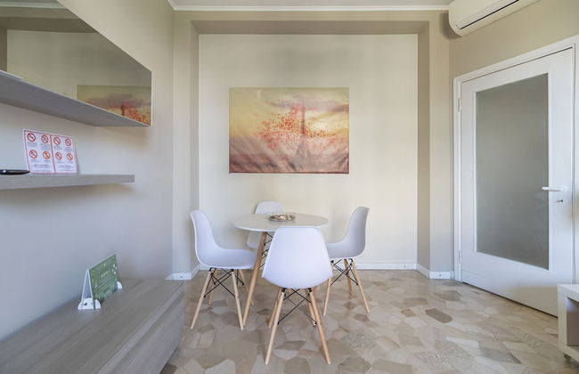 JOIVY Trendy Flat W/Balcony - Foto 16