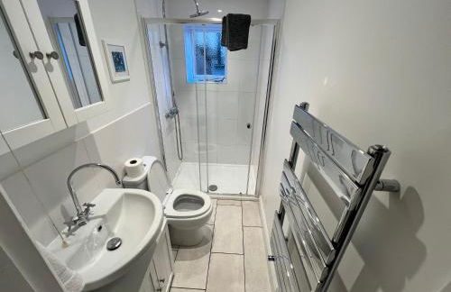 2 Bedroom Apartment ST9A, Ryde, Isle of Wight - Foto 7