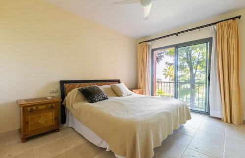 Royal Flamingos Sea View Apartman - Foto 13