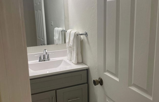 Oceanfront Condo on Seven Mile Beach - Photo 11