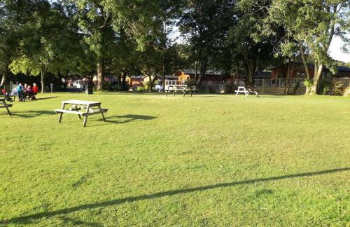 Owls House - Lodge with hot tub- Lake District - Photo 17