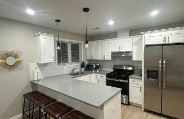 Cozy Rooftop Home, Near Downtown Newark, EWR & NYC - Photo 15