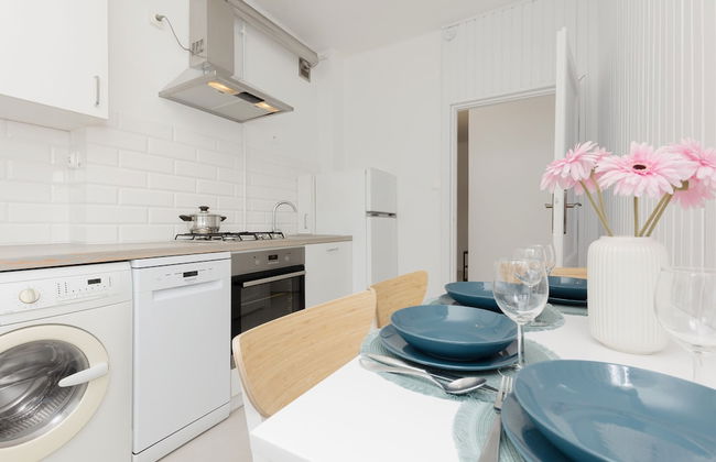 Bałuckiego Apartment Warsaw by Renters - Photo 11