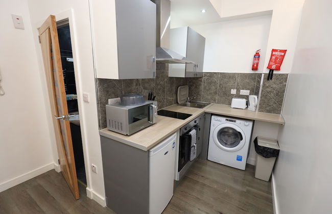 VR Apartments - Photo 51