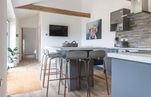 Apartment in the Countryside with Hot Tub - Photo 2