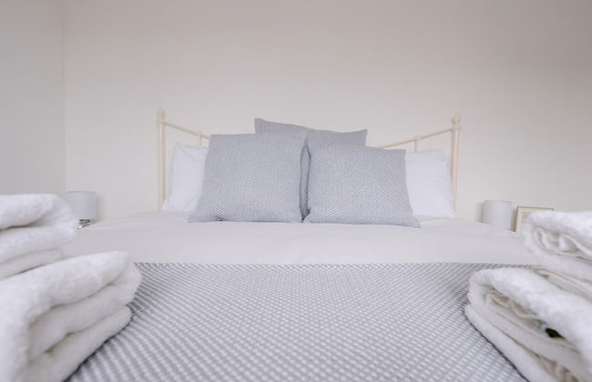 Greenbanks, Orford - Photo 11