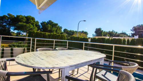 Soleado chalet con Piscina, WIFI y A/C - Photo 5