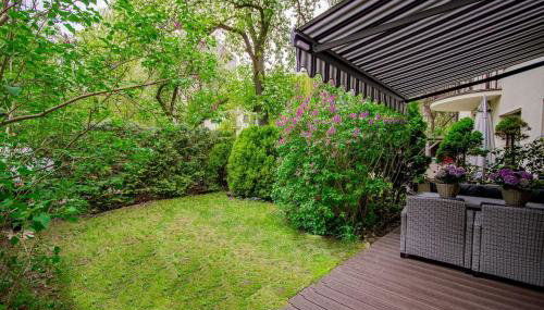 InPoint 2-bedrooms Apartment with private garden and free parking - Foto 5, Garden, Garden view