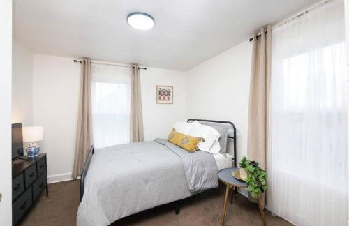 Cozy & Convenient Getaway 3BD 2BA Dog Friendly - Foto 79