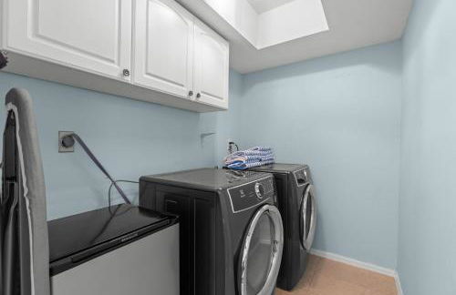 Family Oasis - Pool Hot Tub Games & Near Beach - Foto 42