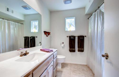 Country Club Home 2 BR, 2 BA and Den about 1 Mi to Golf - Foto 21