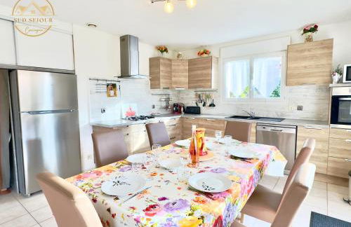 Villa Les Lauriers -3 Chambres, Climatisation, Terrasse, Jardin, BBQ & Plancha- SUDSEJOURCONCIERGERIE - Foto 9