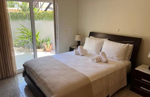 Cozy Kolonaki Retreat - Photo 14