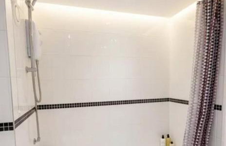 "HOME FROM HOME" - Next to Hilton - City Centre 2 Bedrooms Apartments with Kitchen - in Milton Street - Your own Apartment in Victoria Centre Shopping Centre - 24 Hours Access - Parking Cars or Vans from Five Pounds a Day - Sunday 1pm Check-out - Foto 57