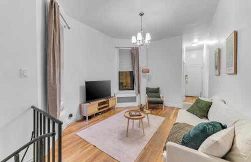 Inviting 2Bd Upper East Side Stay with Backyard - Foto 2