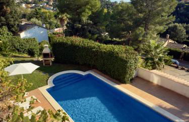 Beautiful Spacious Villa with Mountain View and Private Pool - Foto 22