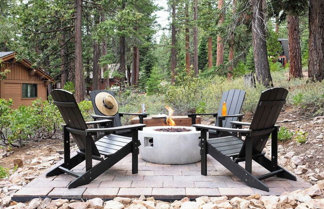 Timberline by Avantstay Stunning Chalet Cabin w/ Hot Tub, Pool Table & Home Theater! - Foto 4