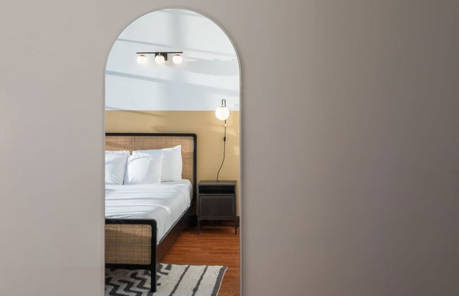 Sosuite 3BR Apt w Balcony, W/d, Gym, On-site Bar - Foto 73