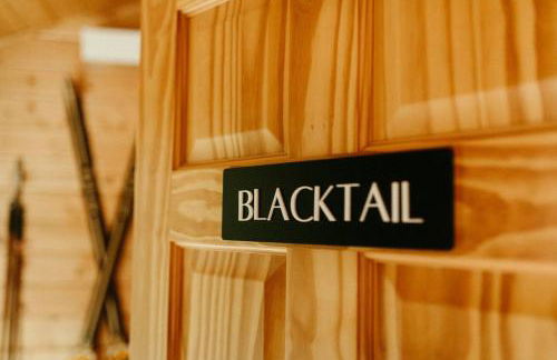 The SKI HAUS A Montana Tiny Cabin Forest Retreat - Foto 23