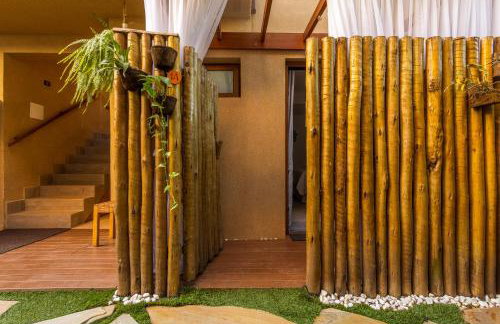 Casa d'Aroeira Residencial Boutique - Centro de Juqueí - Perto de Tudo - 2 quadras do Mar - Serviço de Praia - Roupa de Cama 600 fios algodão Egípcio - Tudo Novo - Estacionamento Interno - Cozinha - Consulte unidades com Ofurô Hidro e Cromoterapia - Foto 25