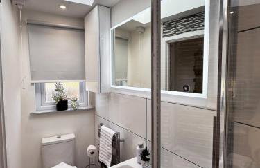 Luxury Apartment nr Broadway with Private Parking! - Foto 37