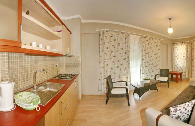 Hotel Bella Bravo - Photo 17