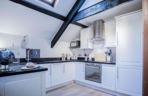 Cosy At The Mews - 2 Bedroom Apartment - Tenby - Foto 18