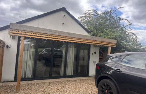 Newbus Grange Lodge The Cottage - Photo 1