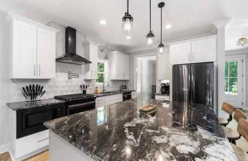 New Home, Dock, Home Theatre Projector, Hot Tub, Fire Pit, Kayaks - Foto 30