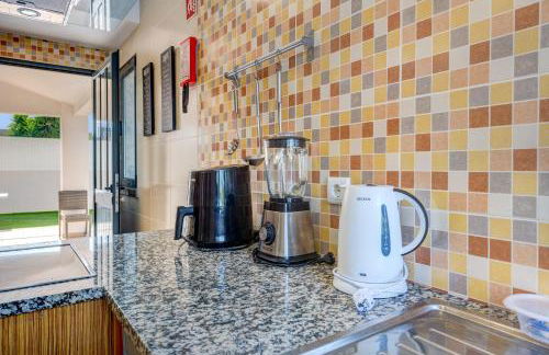 Villa Ruana - 5 bedrooms on Suite- Free out door Hot Jacuzzi - By Bedzy - Foto 40