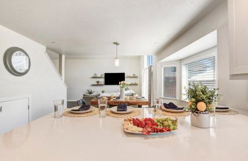 Game Night Meets Wine Country Elegance - Foto 7