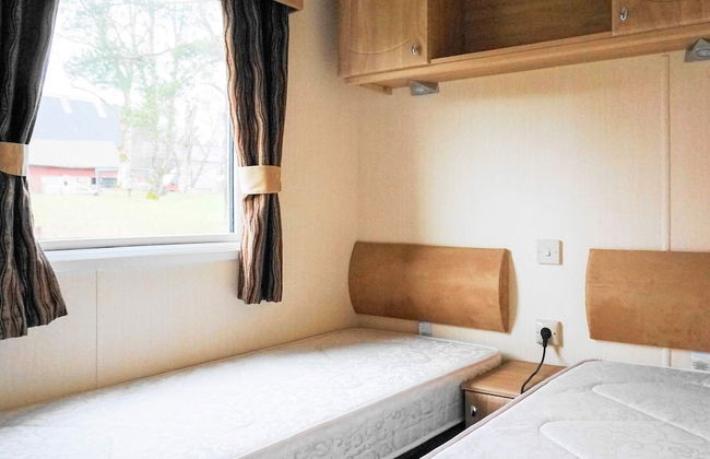 4 Person Holiday Home in Fristad - Foto 3