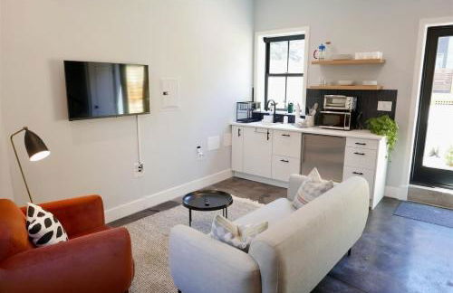 The Chic Carriage house in Shaw Sleeps 2 - Foto 4
