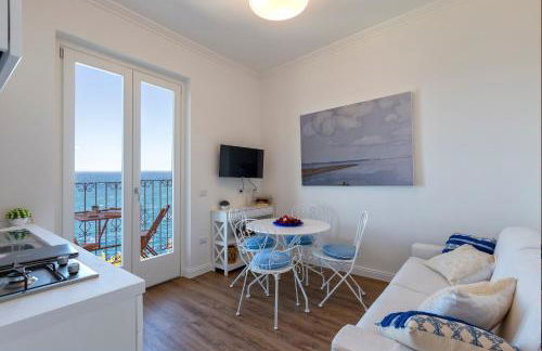 “CIELO E MARE”, CASETTA NEL CUORE DEL BORGO ANTICO / “SKY & SEA”, CHARMING IN THE HEART OF OLD VILLAGE - Foto 33