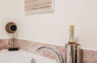 Moonlight Cottage - Your Romantic & Scenic Escape - Foto 18