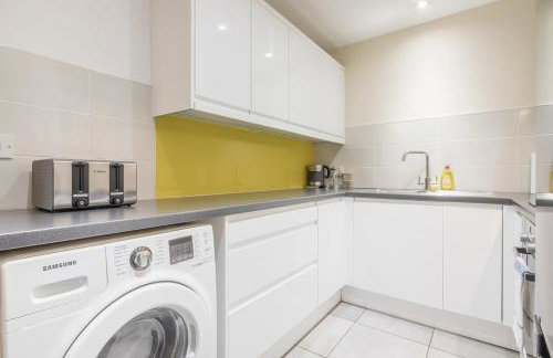 Modern & Private - Free Parking - Photo 14